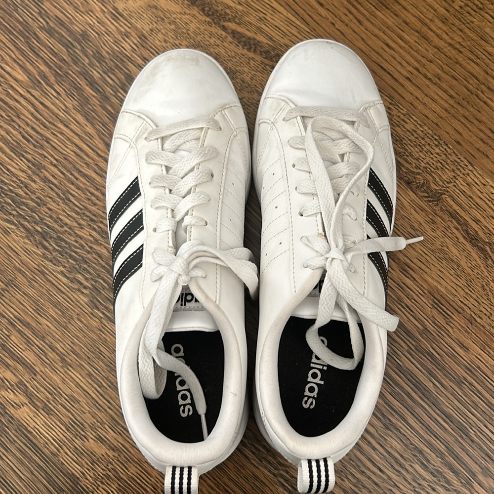 Adidas sneakers. Size 8. Men. - Picture 2 of 5